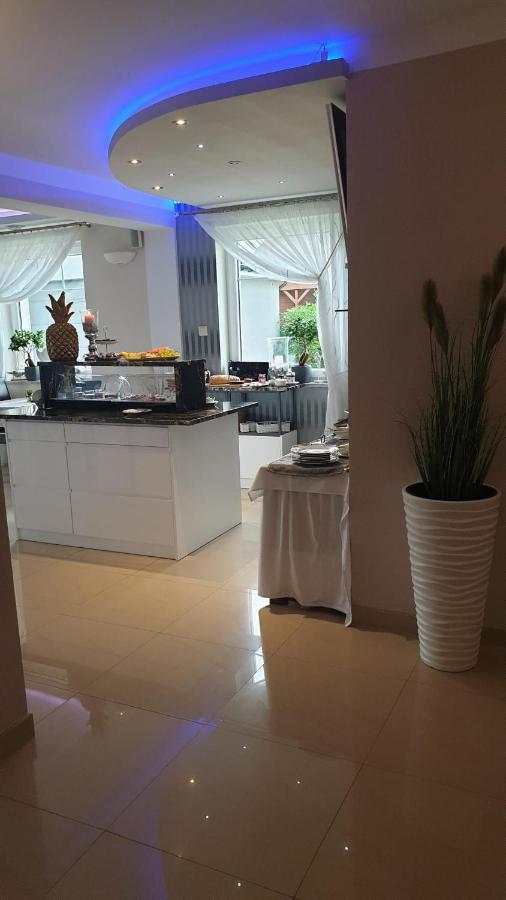 Villa Taan Royal Rewal Ngoại thất bức ảnh