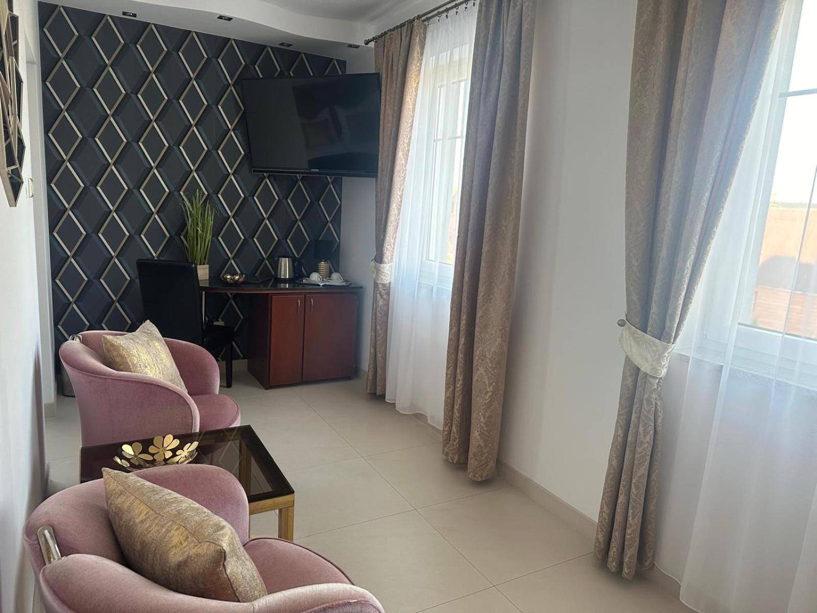 Villa Taan Royal Rewal Ngoại thất bức ảnh
